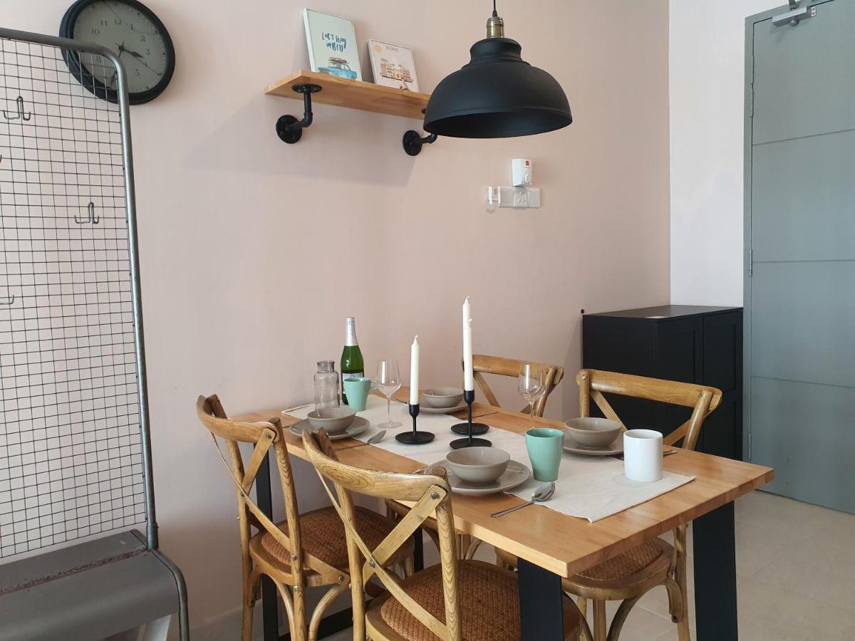 Cozy 2 Bedrooms 4 Pax Menjalara Near Desa Park City Kuala Lumpur Eksteriør bilde