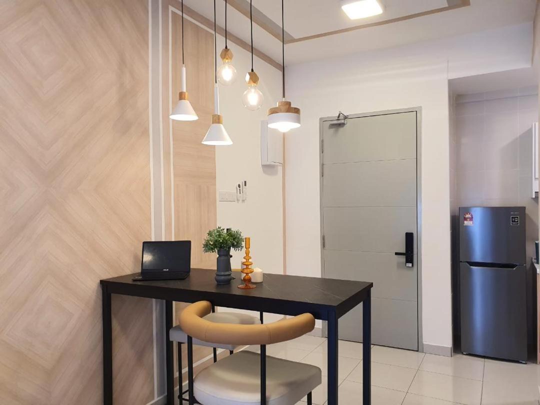Cozy 2 Bedrooms 4 Pax Menjalara Near Desa Park City Kuala Lumpur Eksteriør bilde