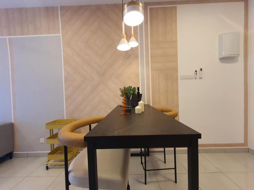 Cozy 2 Bedrooms 4 Pax Menjalara Near Desa Park City Kuala Lumpur Eksteriør bilde
